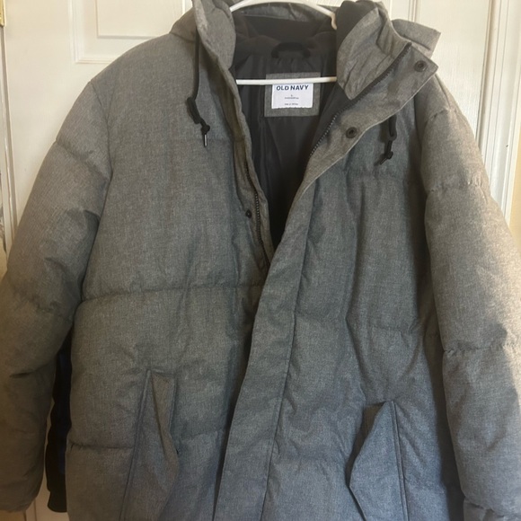 Old Navy Charcoal Men's Puffer Coat - Picture 1 of 6